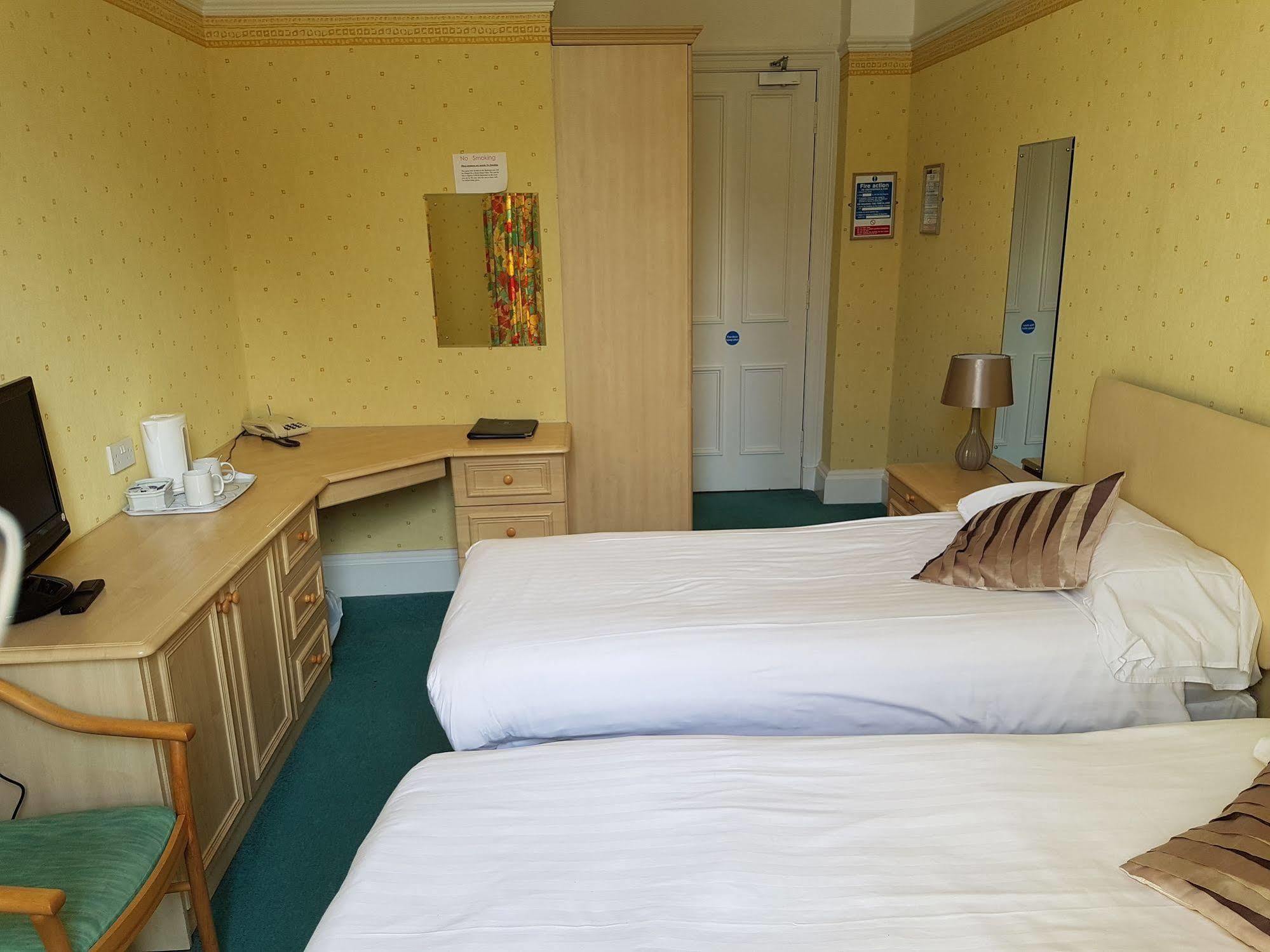 Annfield House Hotel Irvine  Extérieur photo