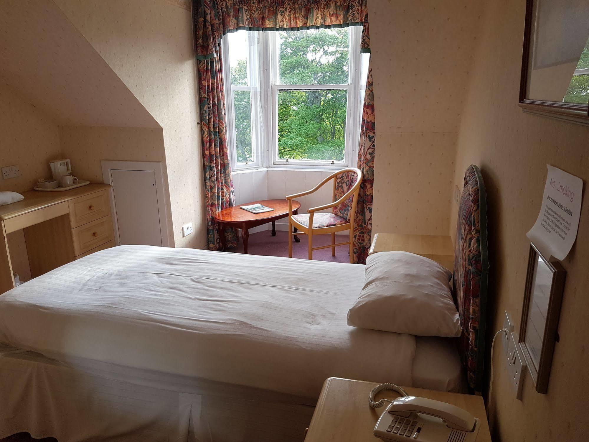 Annfield House Hotel Irvine  Extérieur photo
