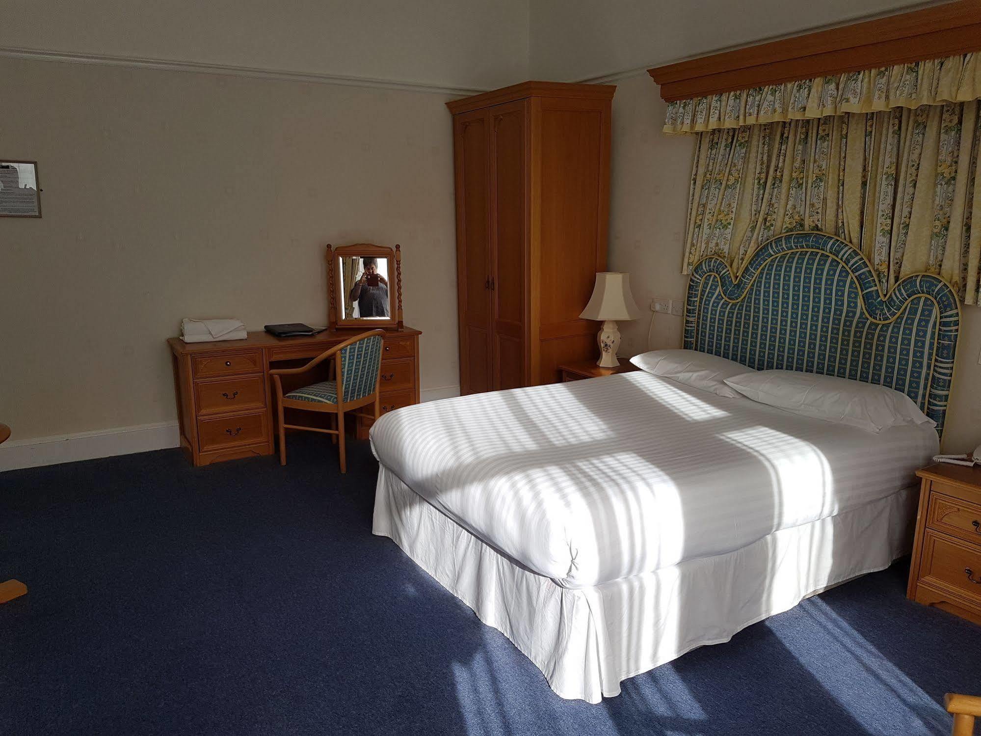 Annfield House Hotel Irvine  Extérieur photo